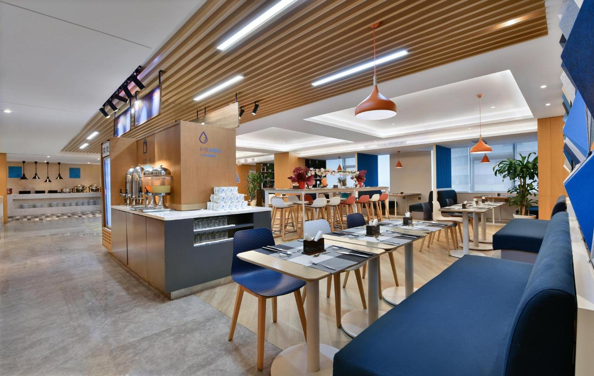Holiday Inn Express Chengdu North Railway Station By Ihg - Near Panda Base, Near Chunxi Road Exterior foto